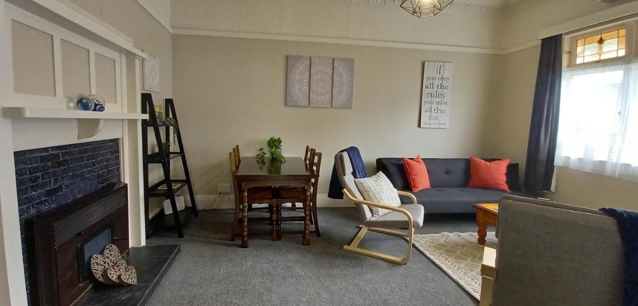 Character 2-Bedroom Unit Masterton Luaran gambar